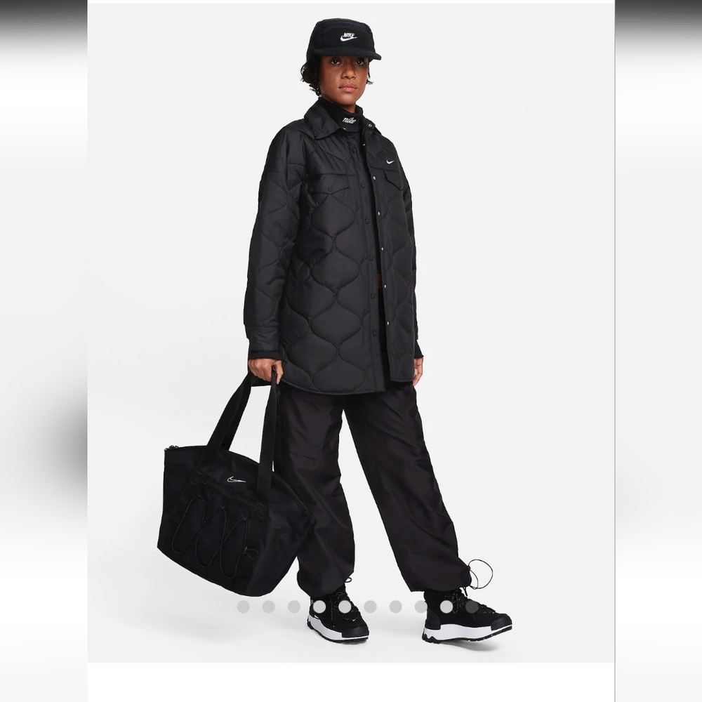 NIKE WOMEN SPORTWEAR ESSENTIAL QUILT JACKET - Picture 7 of 10